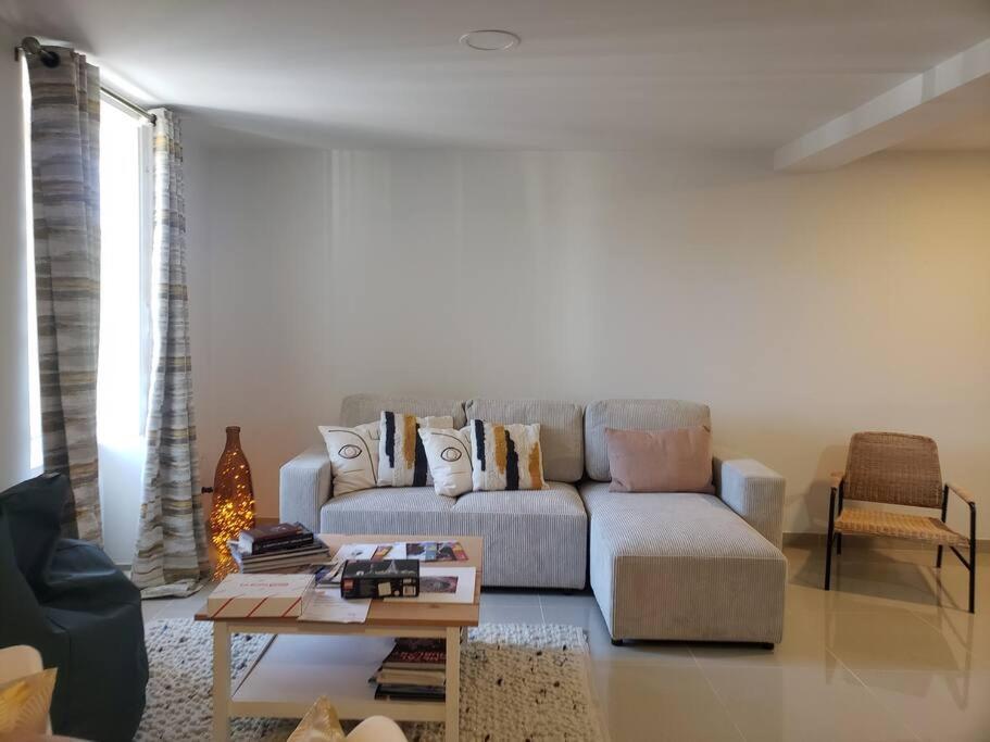 Апартаменты Cocoon 52 M2 New, Beautiful View Castle And Mountain Фуа Экстерьер фото